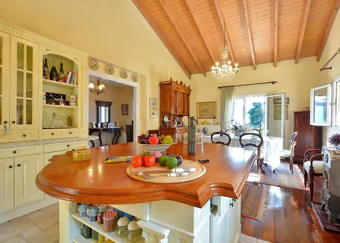 Kardami -country House