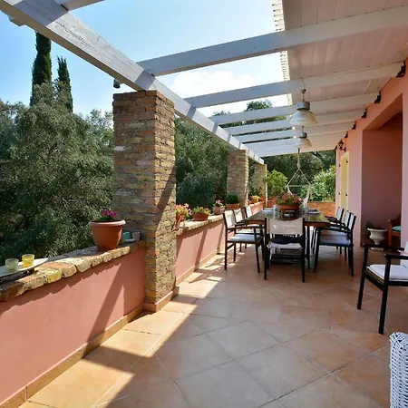 Kardami -country House