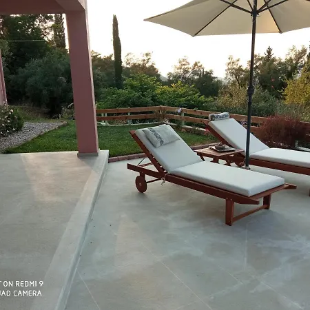 בית נופש Kardami -country House *
